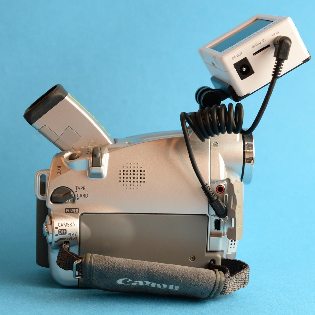 Canon ZR70 Digital Camcorder with Tapeless Accessories | Camcorder | Tested & Working | Silver