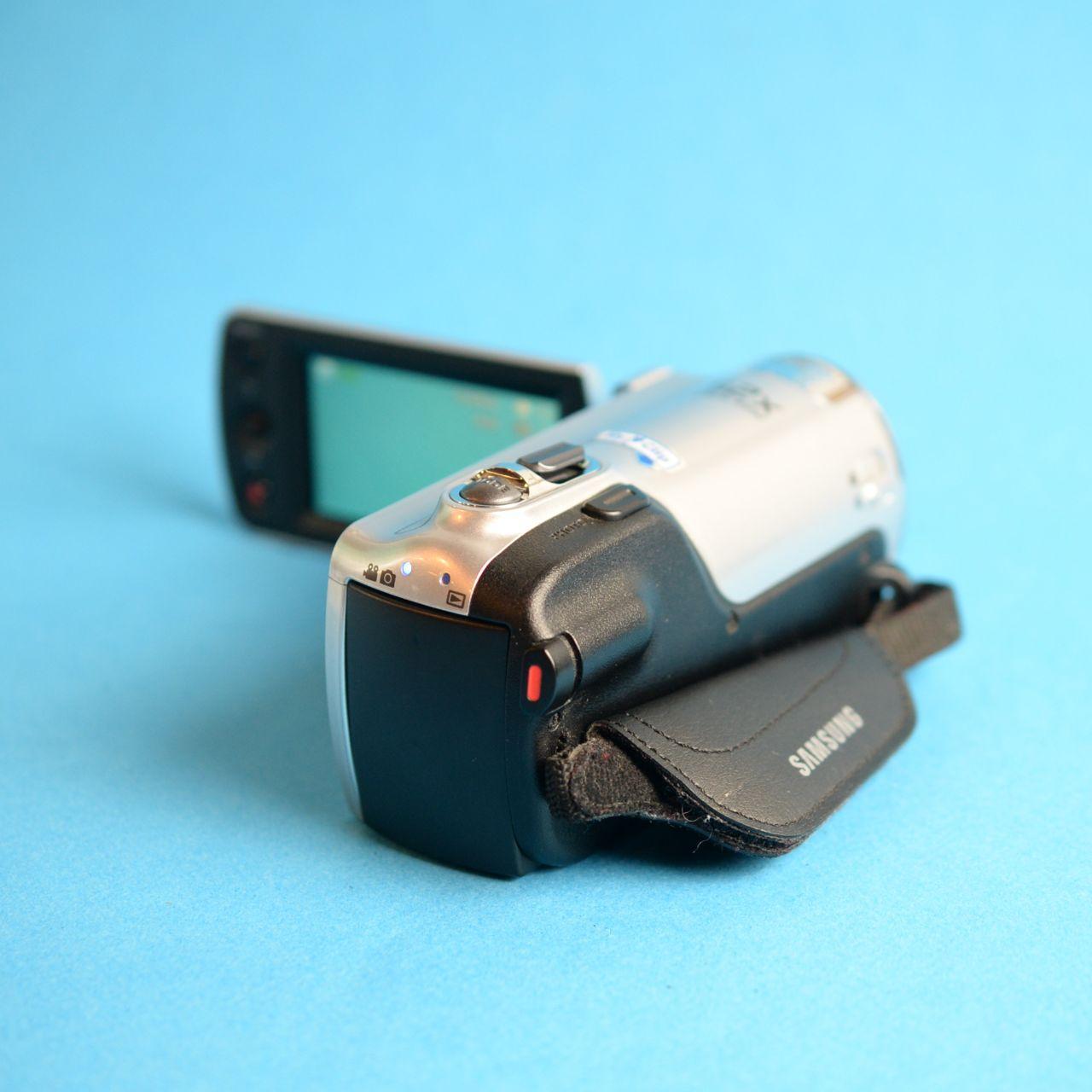 Samsung HMX-F80 Camcorder | HD Video | Tested & Working | Silver