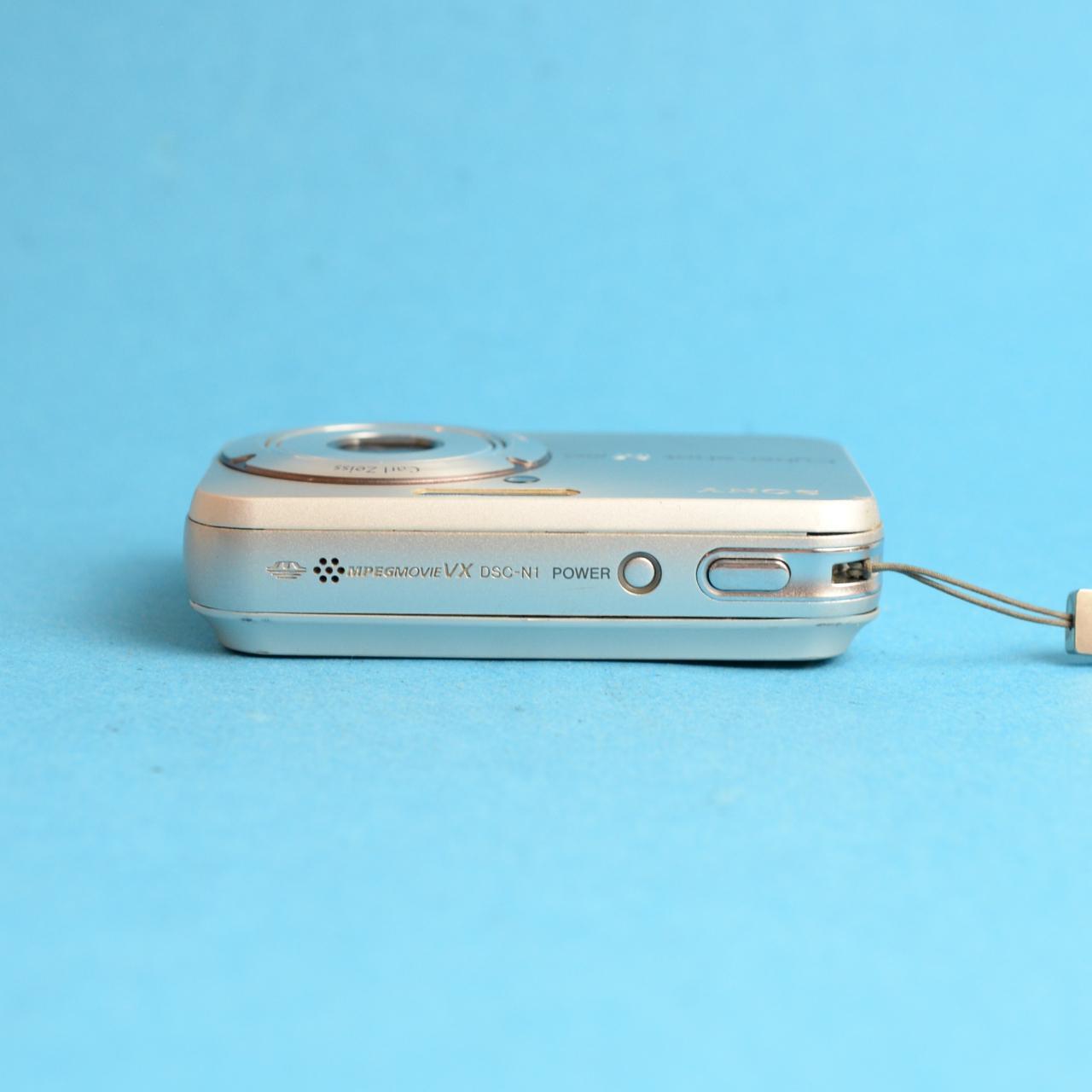 Sony Cyber-shot DSC-N1 Digital Camera | 8.1MP | Tested & Working | Silver