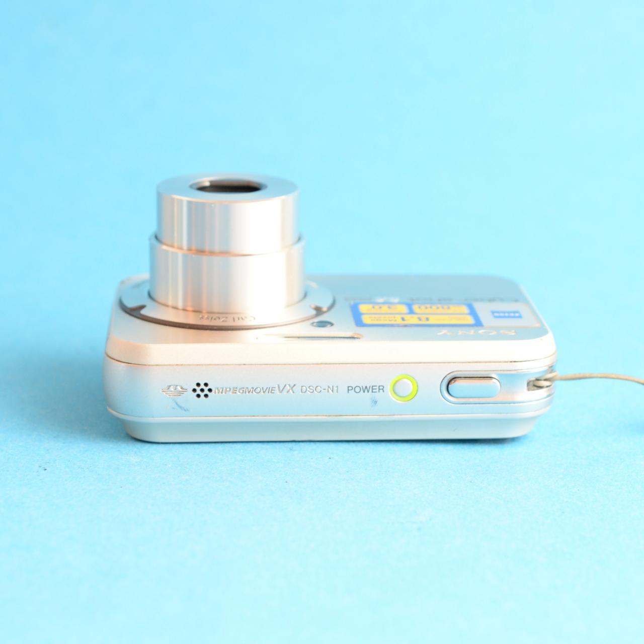 Sony Cyber-shot DSC-N1 Digital Camera | 8MP | Tested & Working | Silver