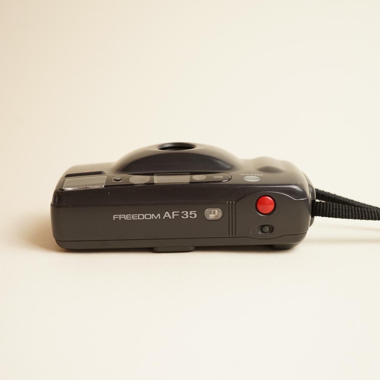 Minolta Freedom AF 35 Film Camera | 35mm Point & Shoot | Tested & Working | Black
