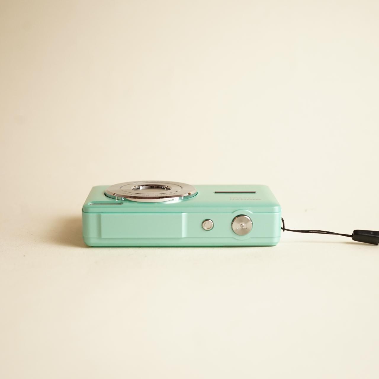 Vivitar VEC S124 Digital Camera | Tested & Working | Blue