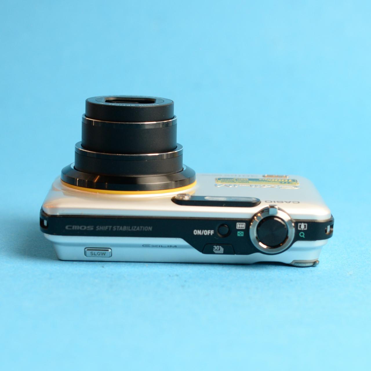 Casio Exilim EX-FC100 Digital Camera | 9.1MP | Tested & Working | Silver