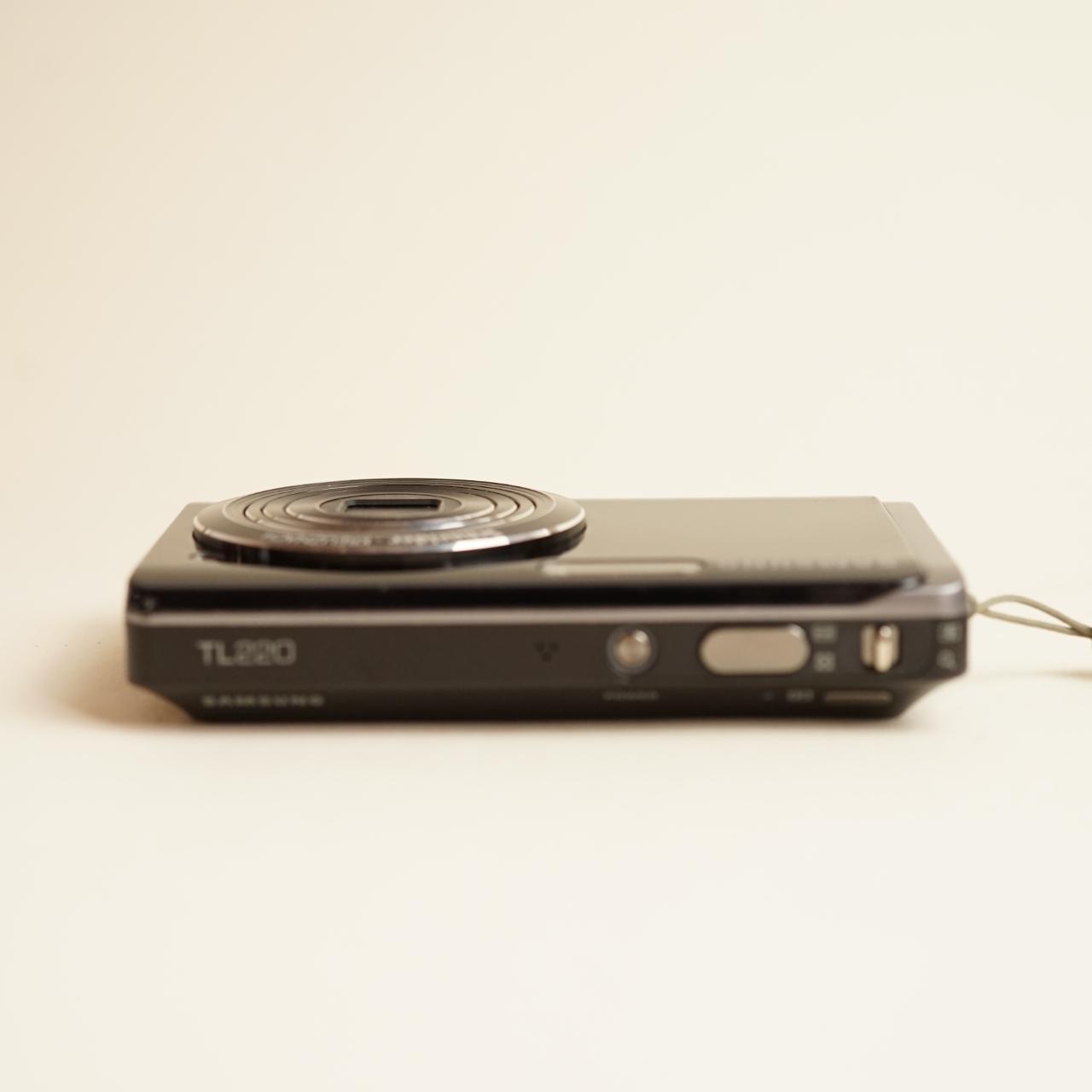Samsung TL220 w/ Selfie Screen Digital Camera | 12.2MP | Tested & Working | Black