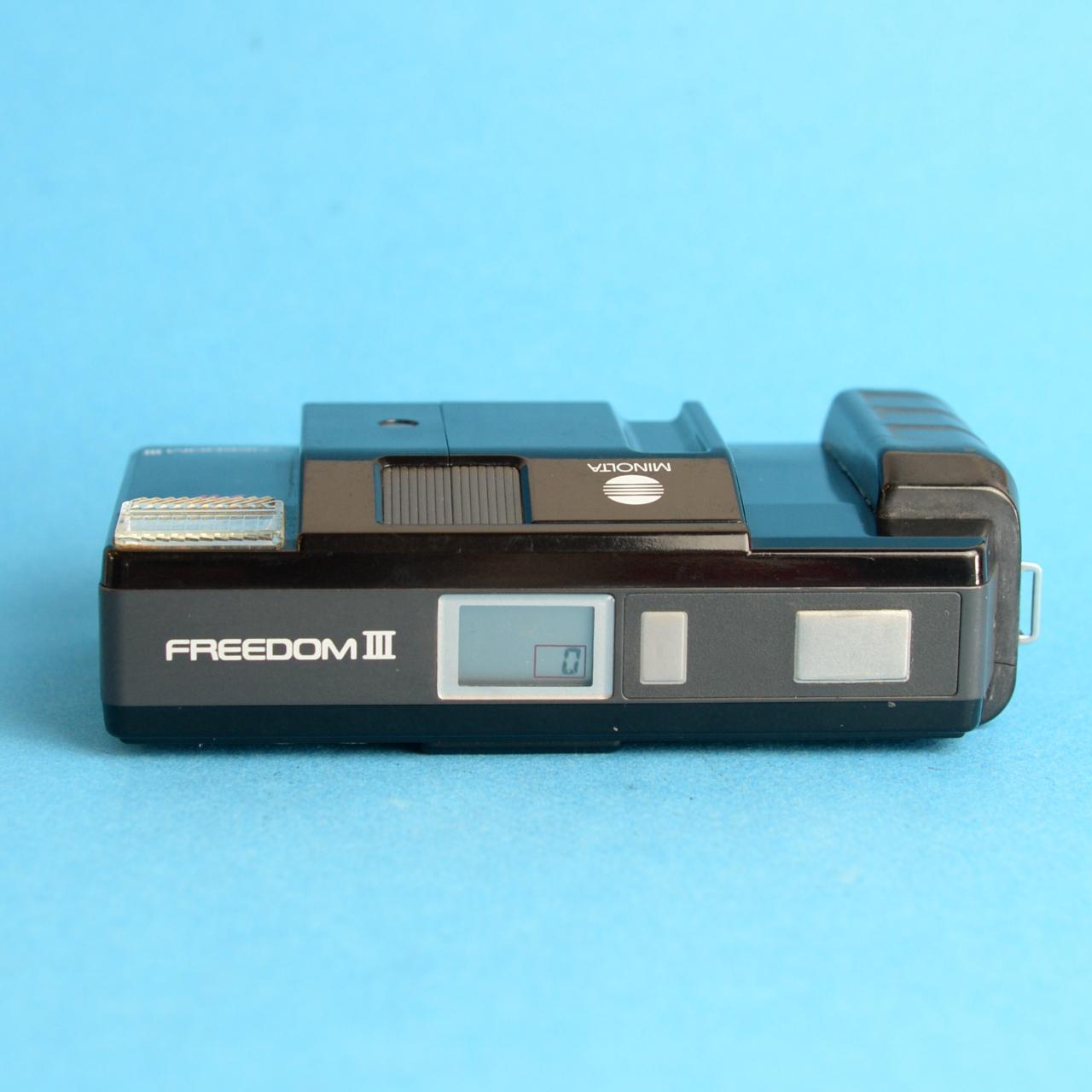 Minolta Freedom III Film Camera | 35mm Point & Shoot | Tested & Working | Black