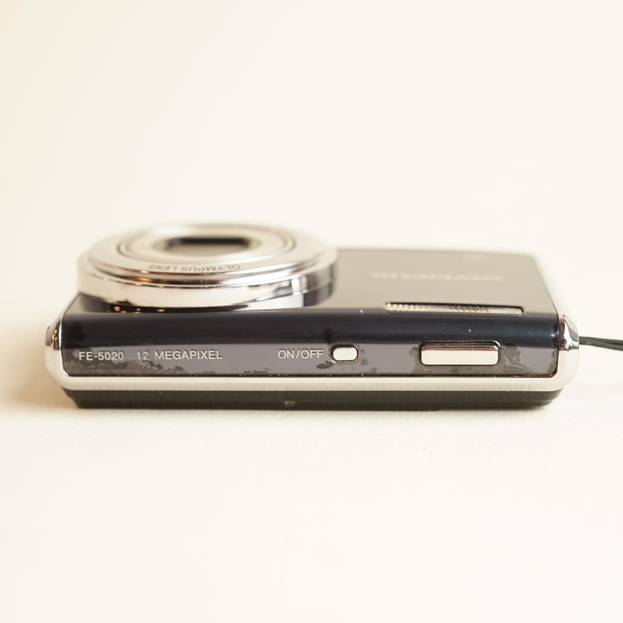 Olympus FE-5020 Digital Camera | 12MP | Tested & Working | Grey & Silver