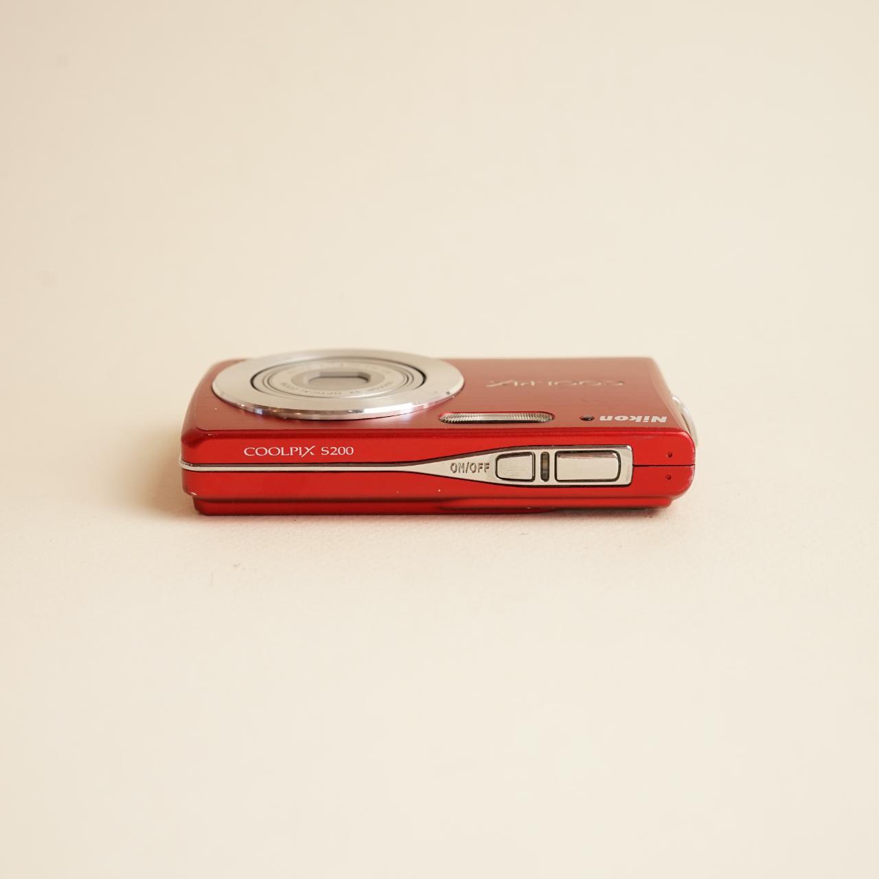 Nikon Coolpix S200 Digital Camera | 7.1MP | Tested & Working | Red
