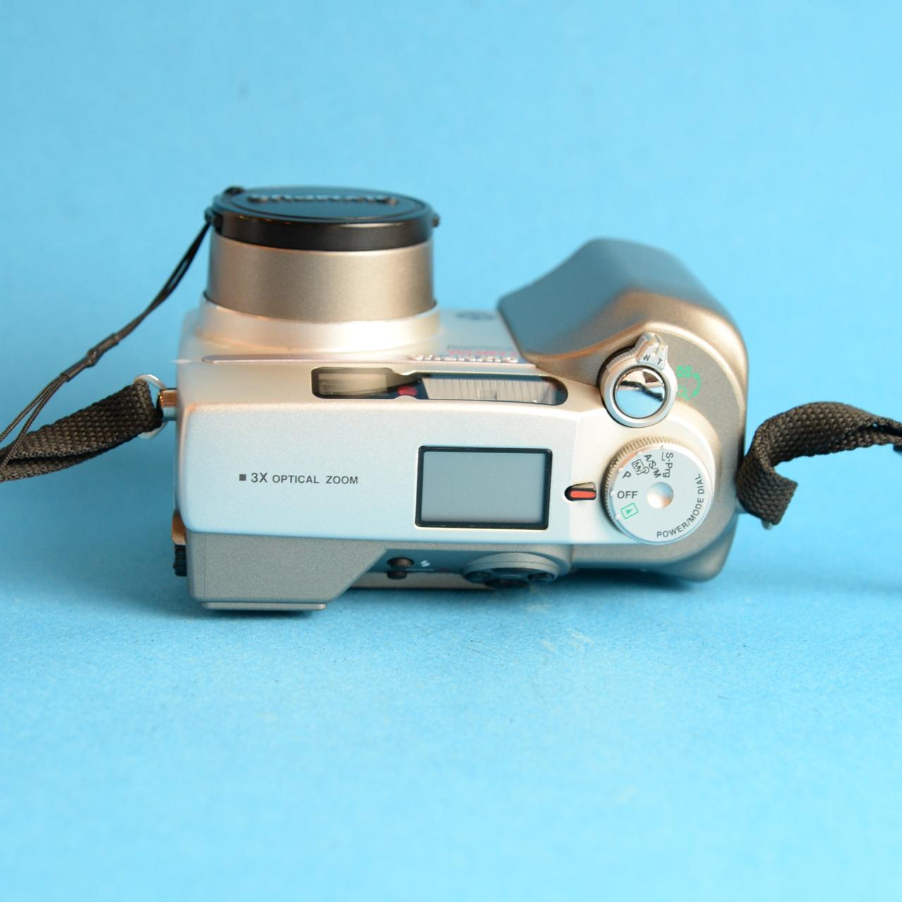 Olympus Camedia C-3020 Zoom Digital Camera | 3.2MP | Tested & Working | Silver