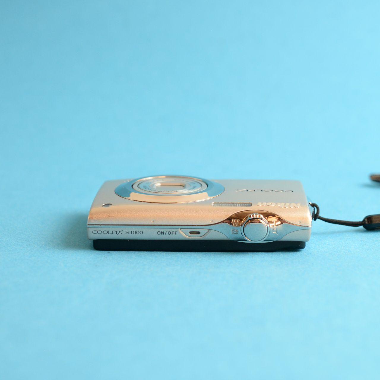 Nikon Coolpix S4000 Digital Camera | 12.0MP | Tested & Working | Silver