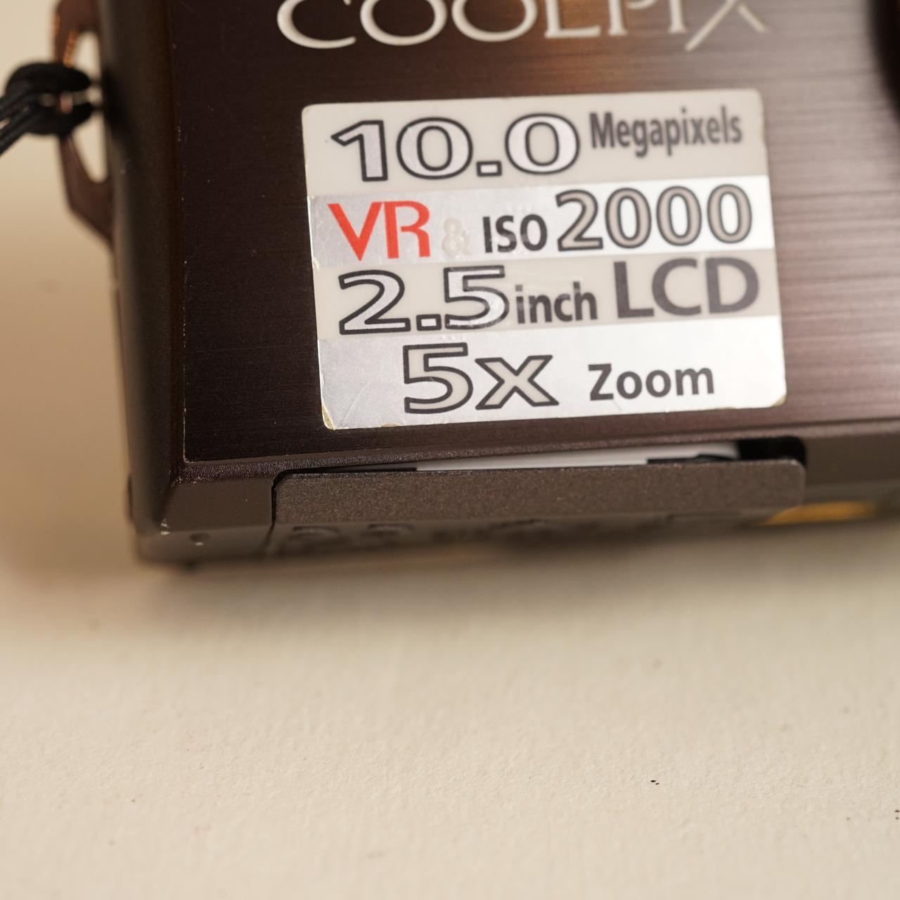 Nikon Coolpix S550 Digital Camera | 10MP | Tested & Working | Brown