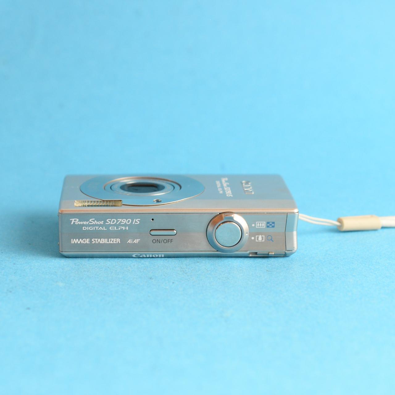 Canon PowerShot SD790 IS Digital Camera | 10MP | Tested & Working | Silver