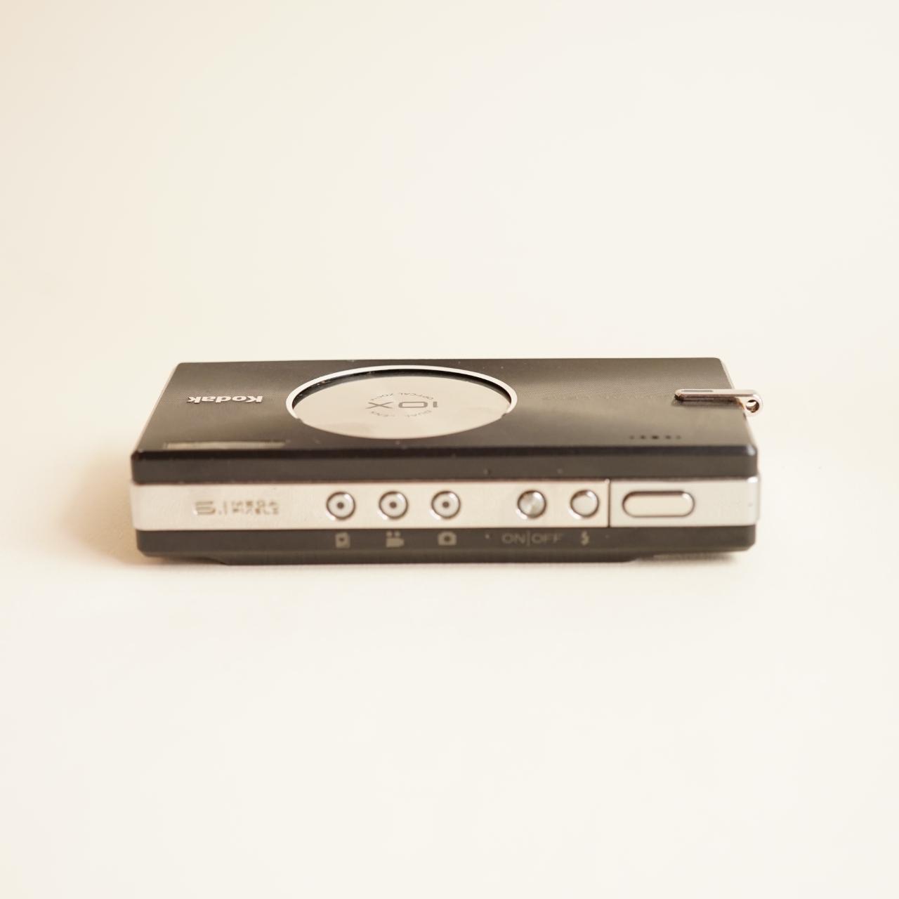 Kodak EasyShare V610 Digital Camera | 6.1MP | Read Description | Black
