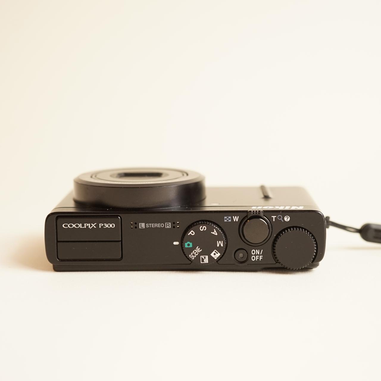 Nikon Coolpix P300 Digital Camera | 12.2MP | Tested & Working | Black