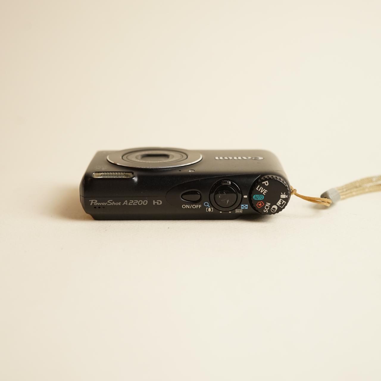 Canon PowerShot A2200 Digital Camera | 14.1MP | Tested & Working | Black