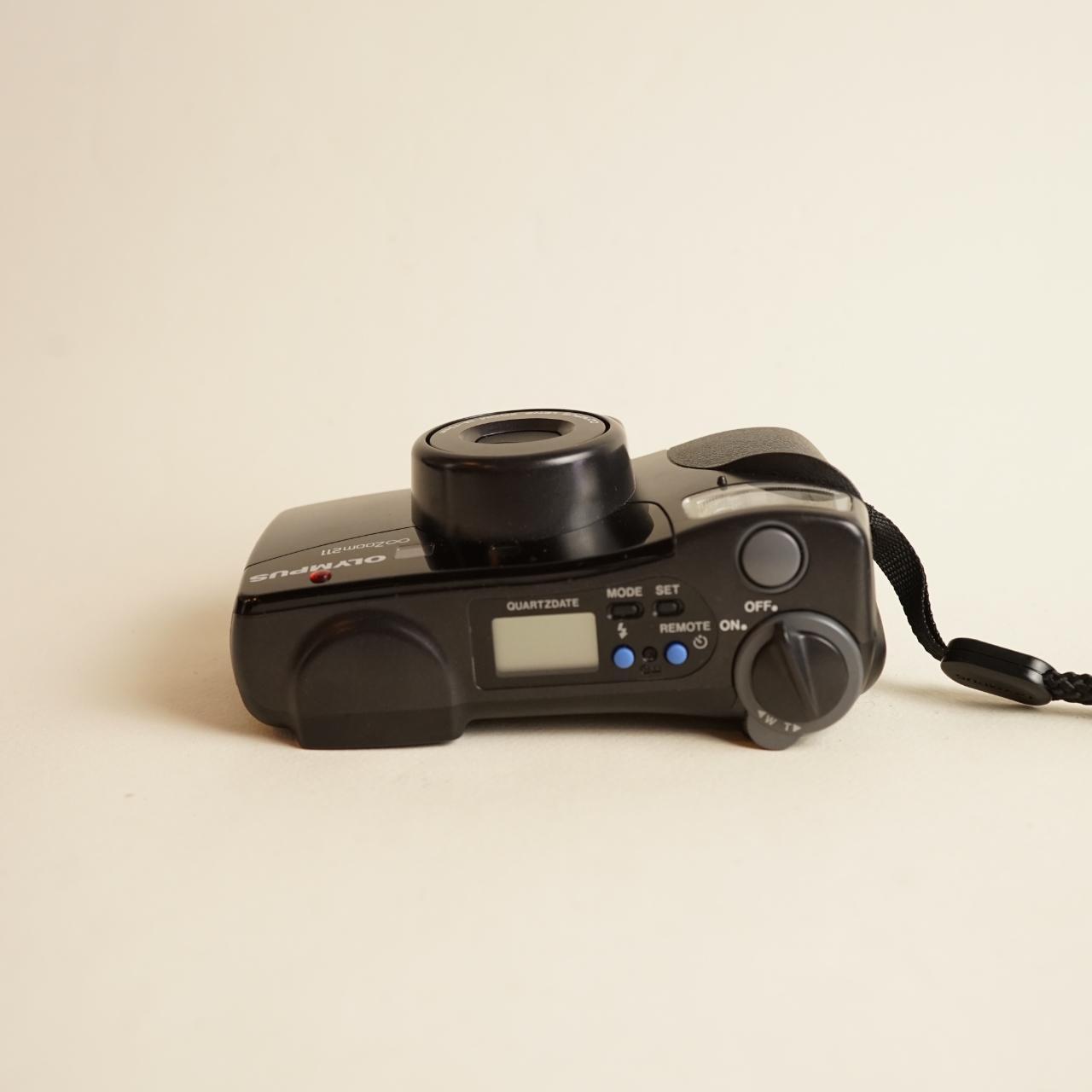 Olympus Infinity Zoom 211 Film Camera | 35mm Point & Shoot | Tested & Working | Black