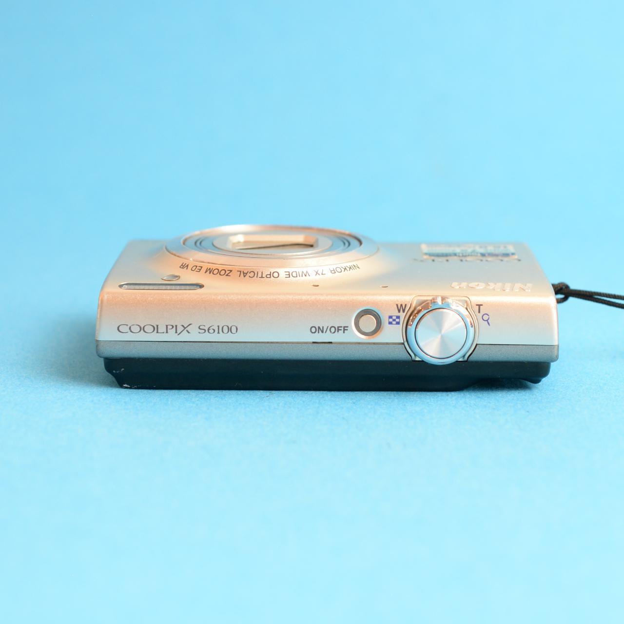 Nikon Coolpix S6100 Digital Camera | 16MP | Tested & Working | Silver