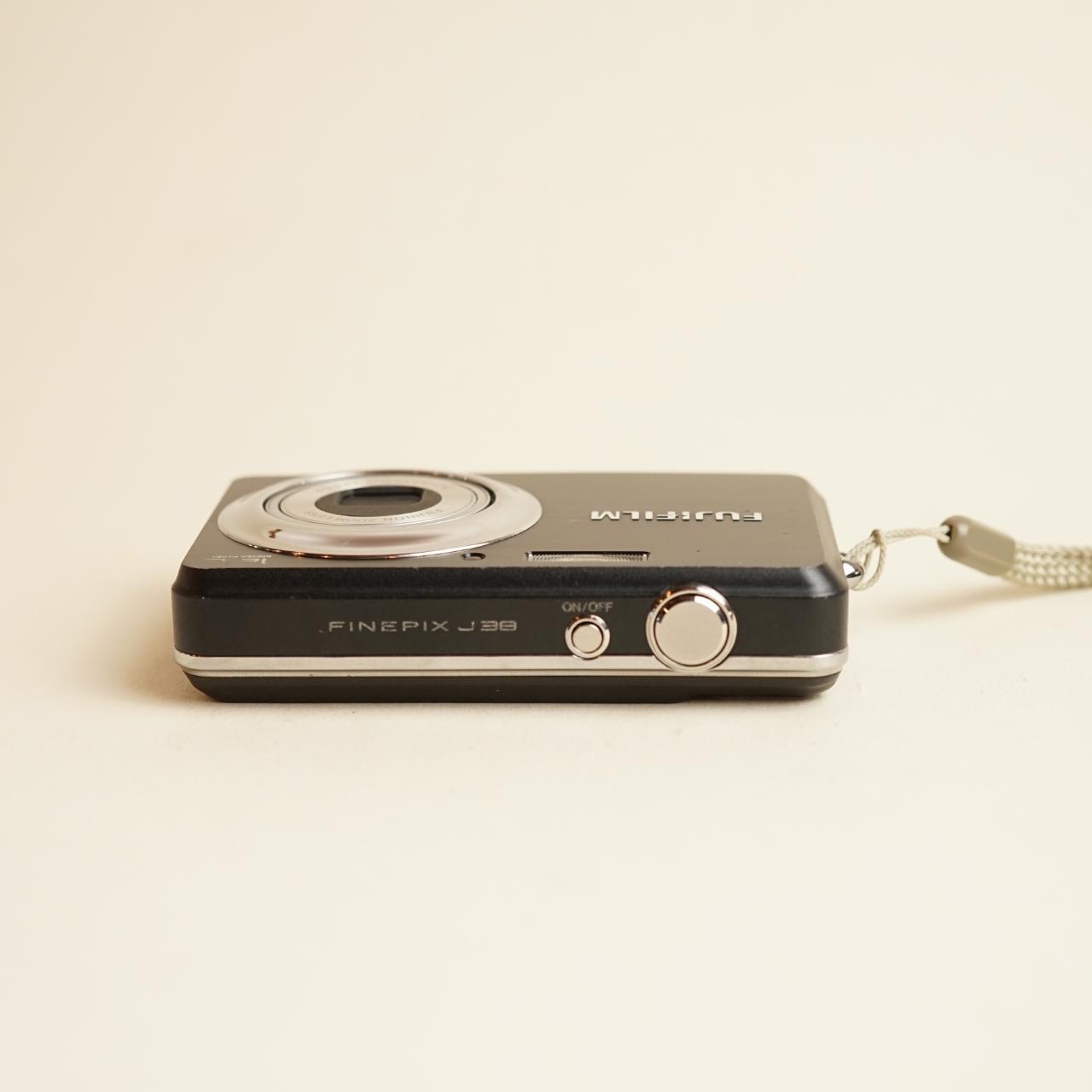 Fujifilm FinePix J38 Digital Camera | 12.2MP | Tested & Working | Black