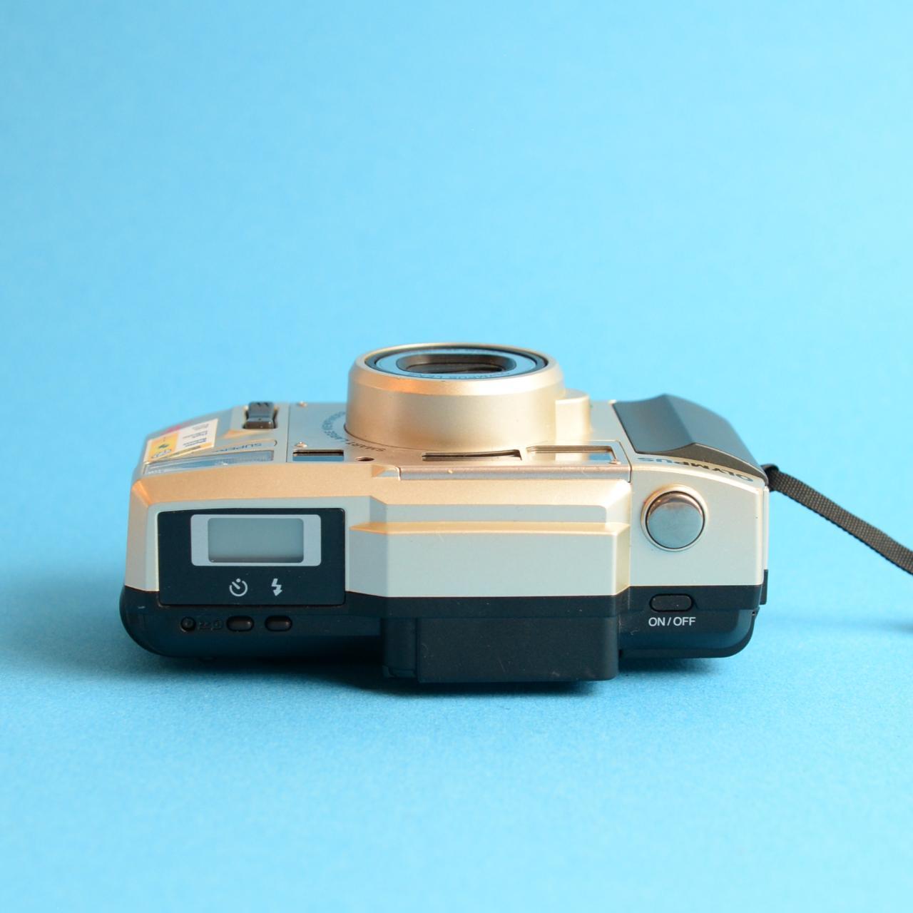 Olympus Superzoom 105 Film Camera | 35mm Point & Shoot | Read Description | Silver