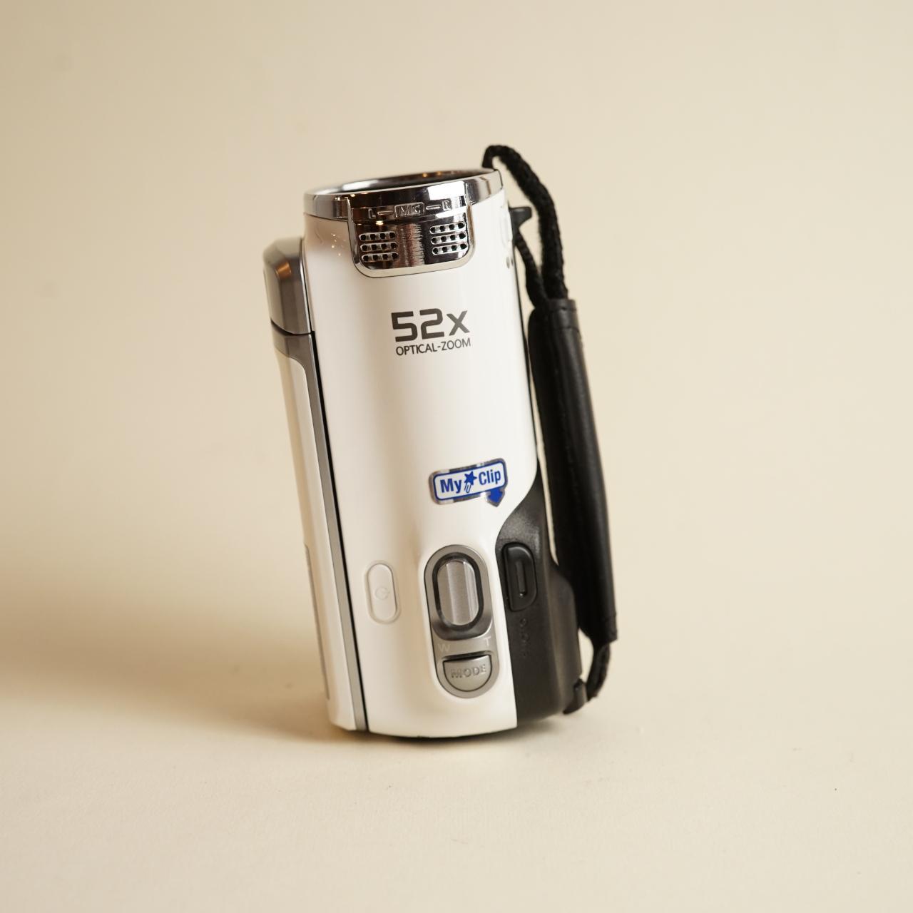 Samsung HMX-F900 Digital Camcorder | HD Video | Tested & Working | White