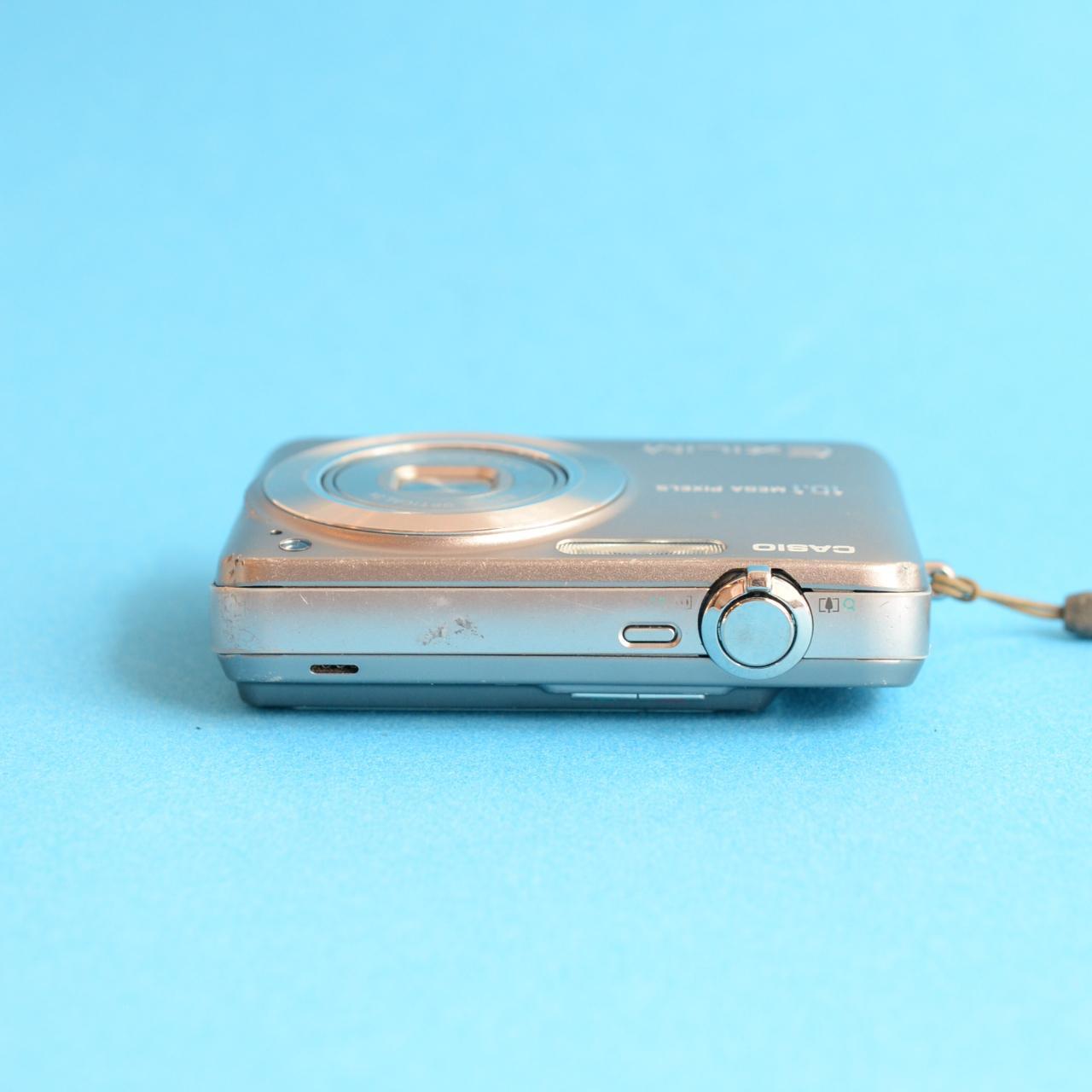 Casio Exilim EX-Z1050 Digital Camera | 10.1MP | Tested & Working | Silver