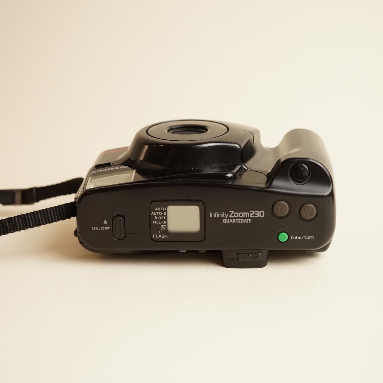 Olympus Infinity Zoom 230 Film Camera | 35mm Point & Shoot | Tested & Working | Black