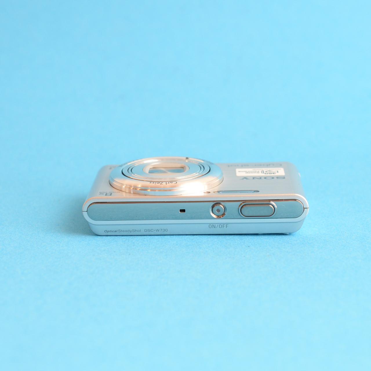 Sony Cyber-shot DSC-W730 Digital Camera | 16.1MP | Tested & Working | Silver
