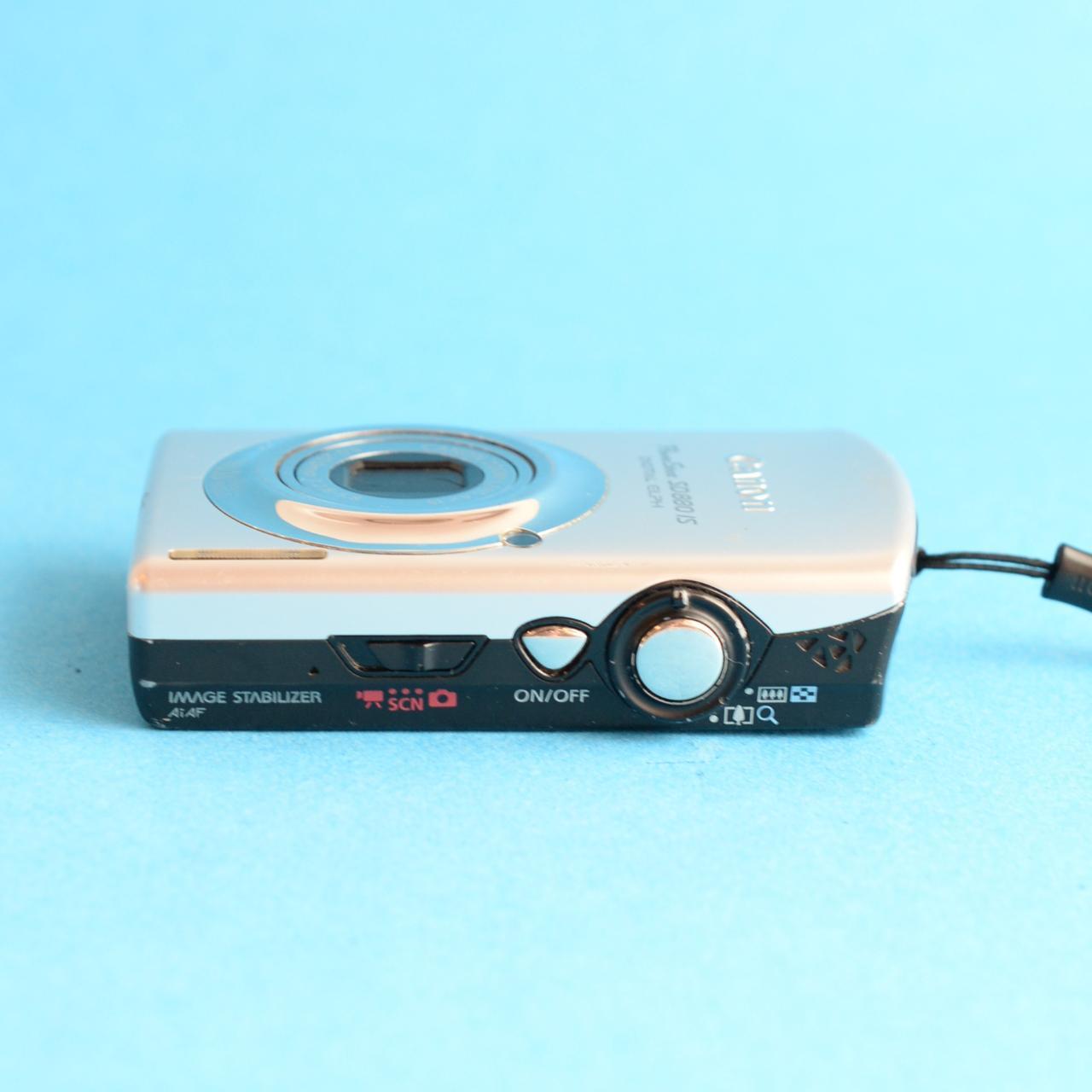 Canon PowerShot SD880 IS Digital Camera | 10MP | Tested & Working | Silver