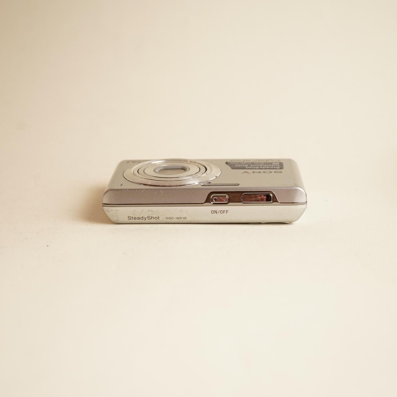 Sony CyberShot DSC-W610 Digital Camera | 14.1MP | Tested & Working | Silver