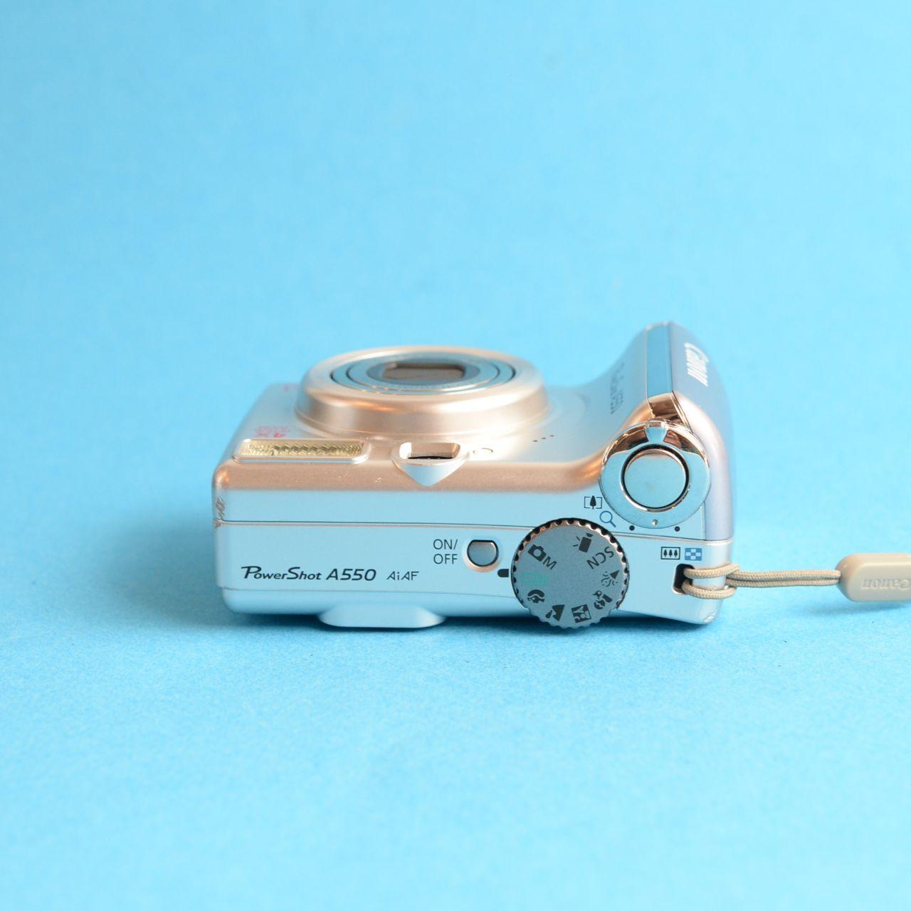 Canon PowerShot A550 Digital Camera | 7.1MP | Tested & Working | Silver