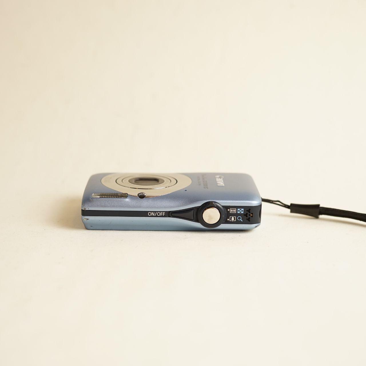 Canon PowerShot SD1300 IS Digital Camera | 12.1MP | Read Description | Blue