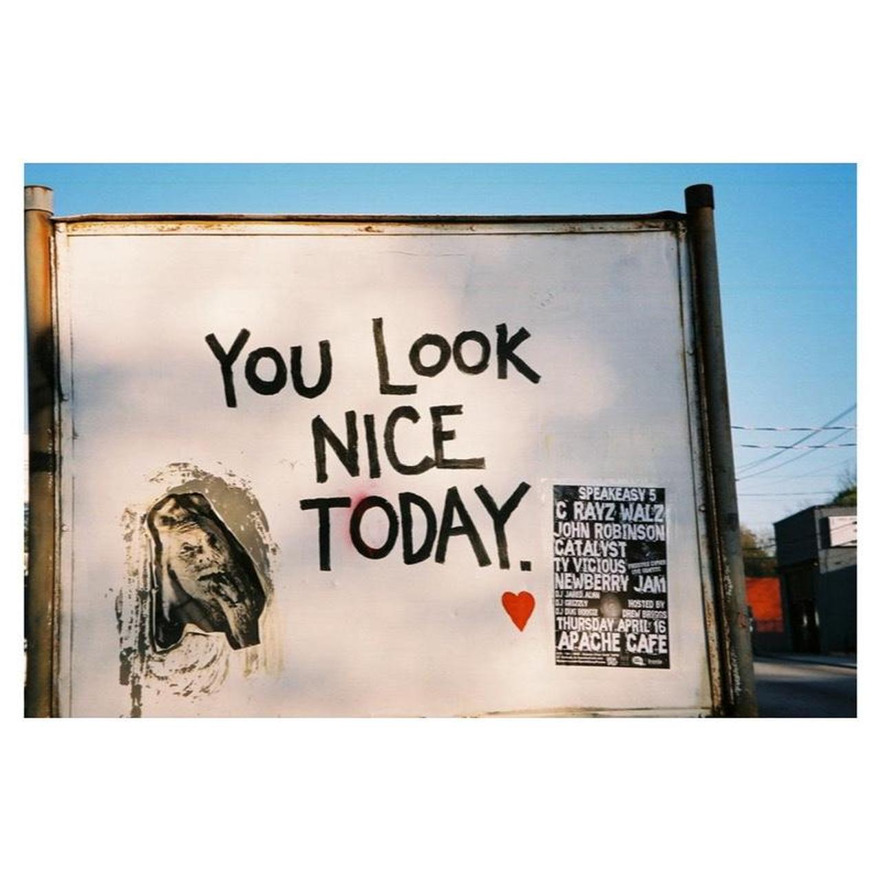 Canon SureShot Look | 35mm Point & Shoot Film Camera | Tested & Working | Black