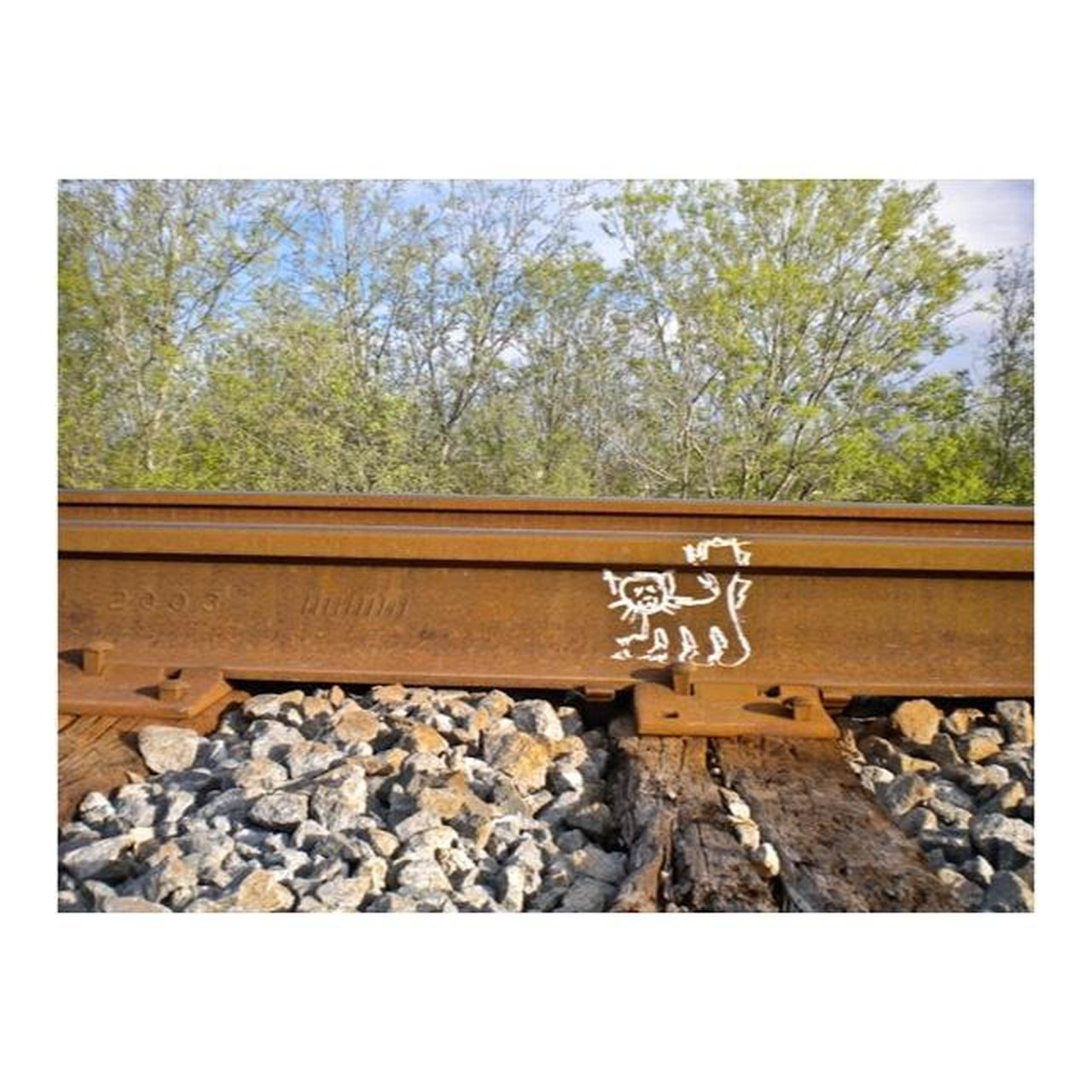 Nikon Coolpix S230 Digital Camera | 10MP | Tested & Working | Maroon