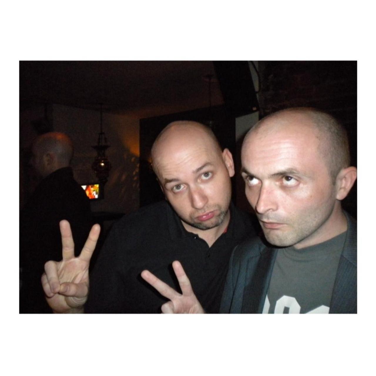 Nikon Coolpix S220 Digital Camera | 10MP | Tested & Working | Maroon