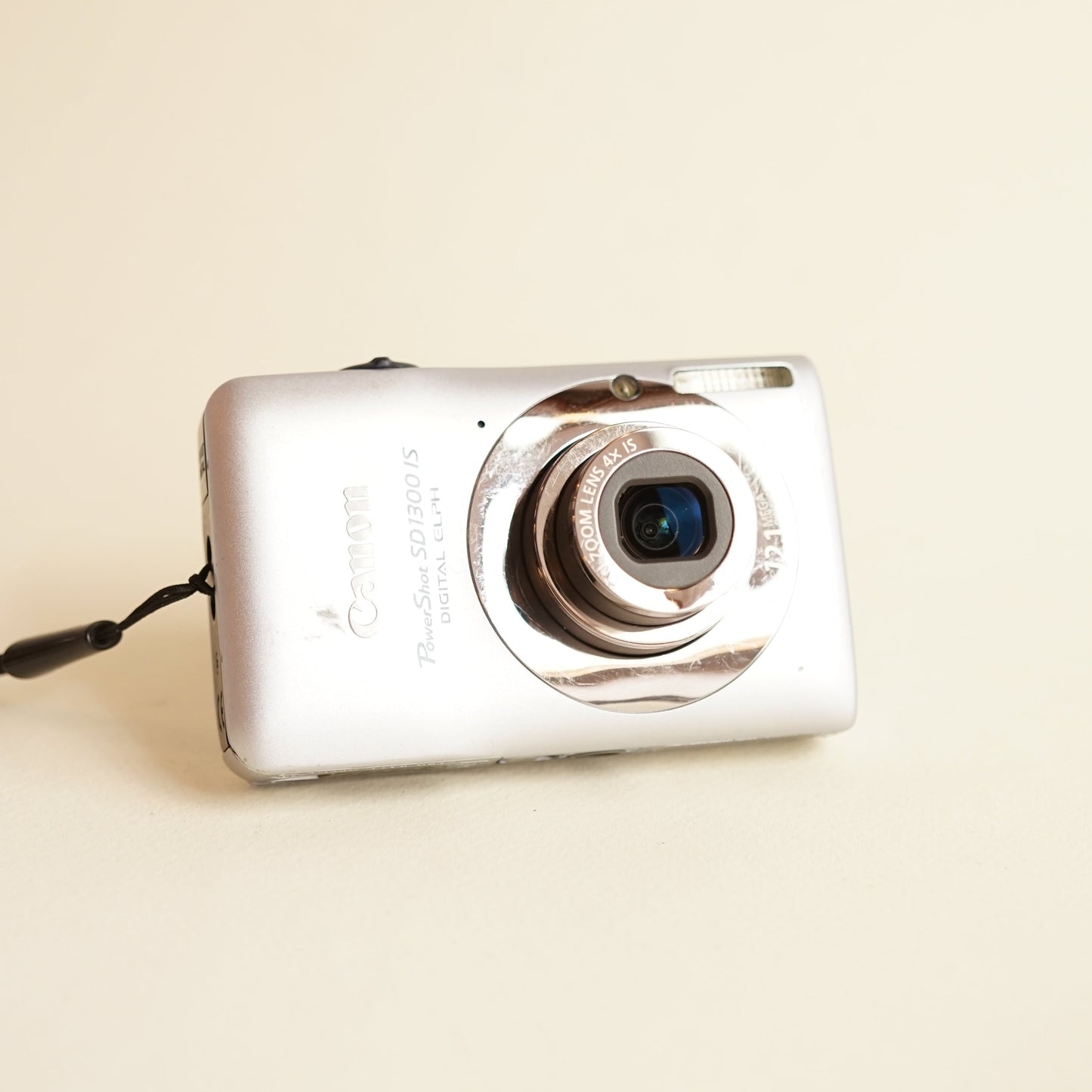 Canon PowerShot SD1300 IS Digital Camera | 12.1MP | Tested & Working | Silver