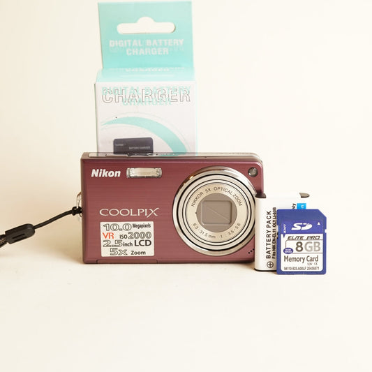Nikon Coolpix S550 Digital Camera | 10.0MP | Tested & Working | Maroon