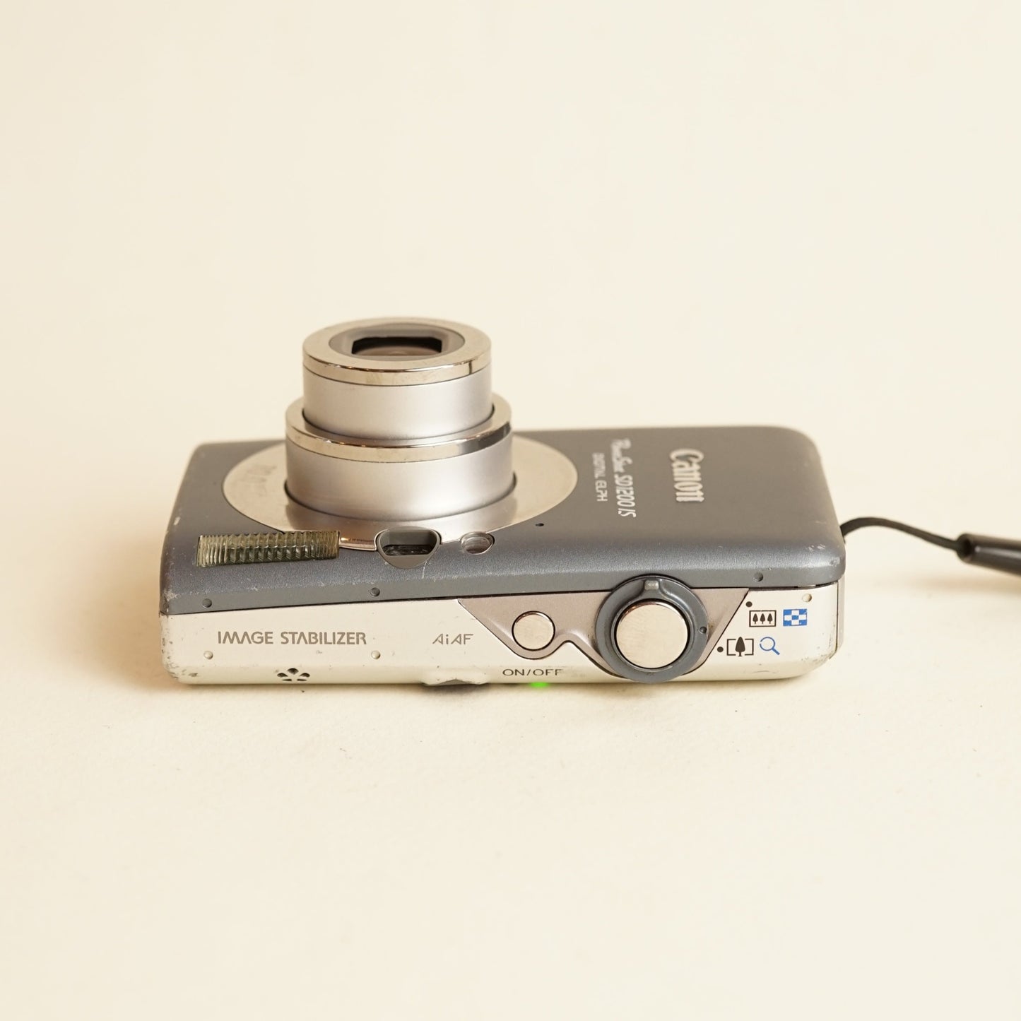 Canon PowerShot SD1200 IS Digital Camera | 10MP | Tested & Working | Grey