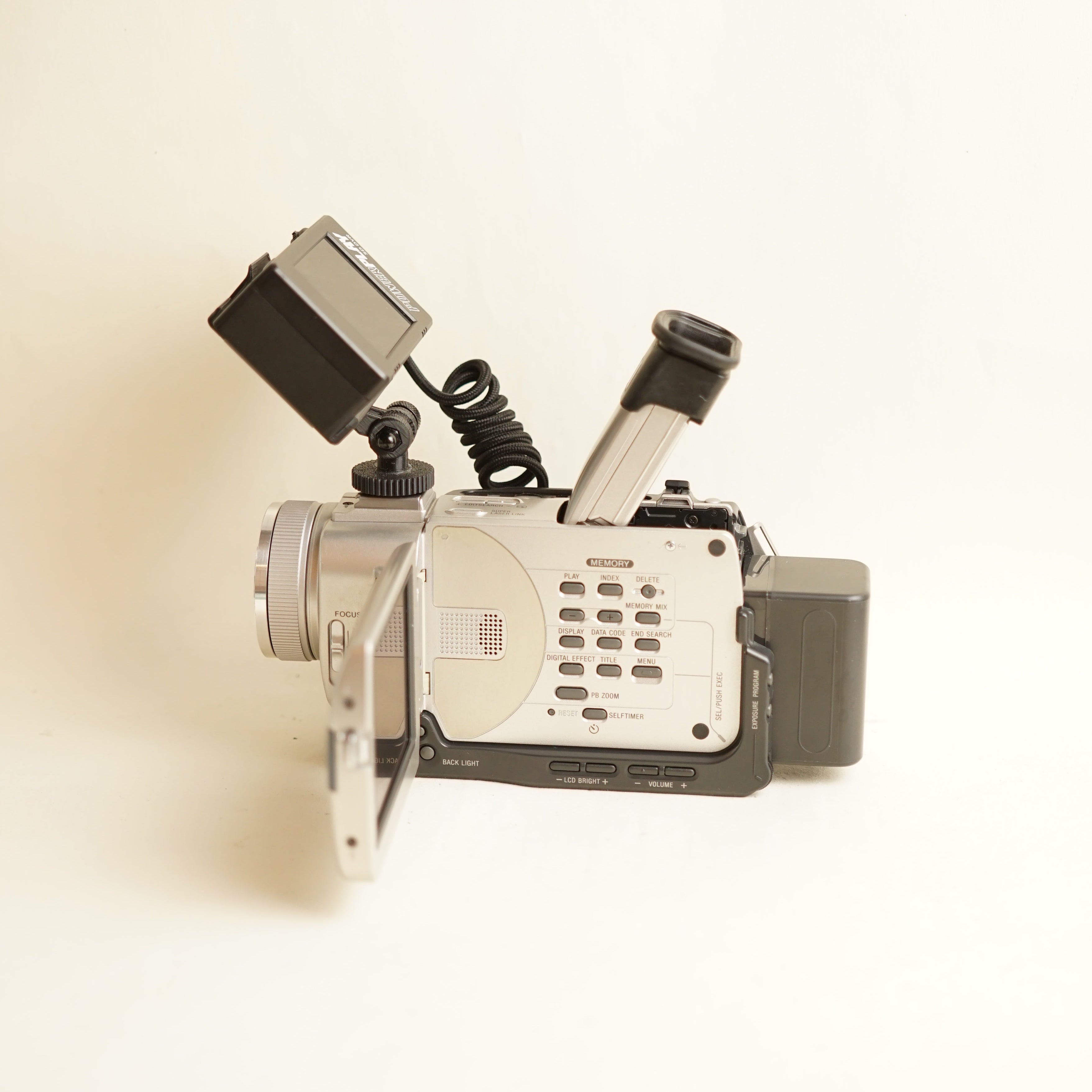 Sony Handycam DCR-TRV20 Digital Camcorder with Tapeless Setup