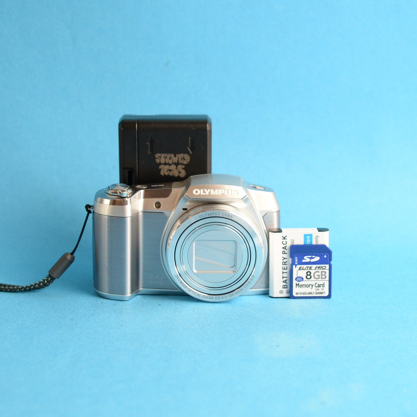 Olympus Stylus SZ-16 Digital Camera | 16MP | Tested & Working | Silver