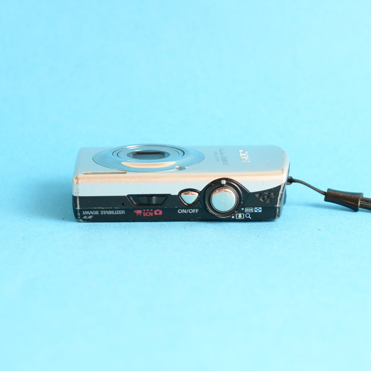 Canon PowerShot SD880 IS Digital Camera | 10MP | Tested & Working | Silver