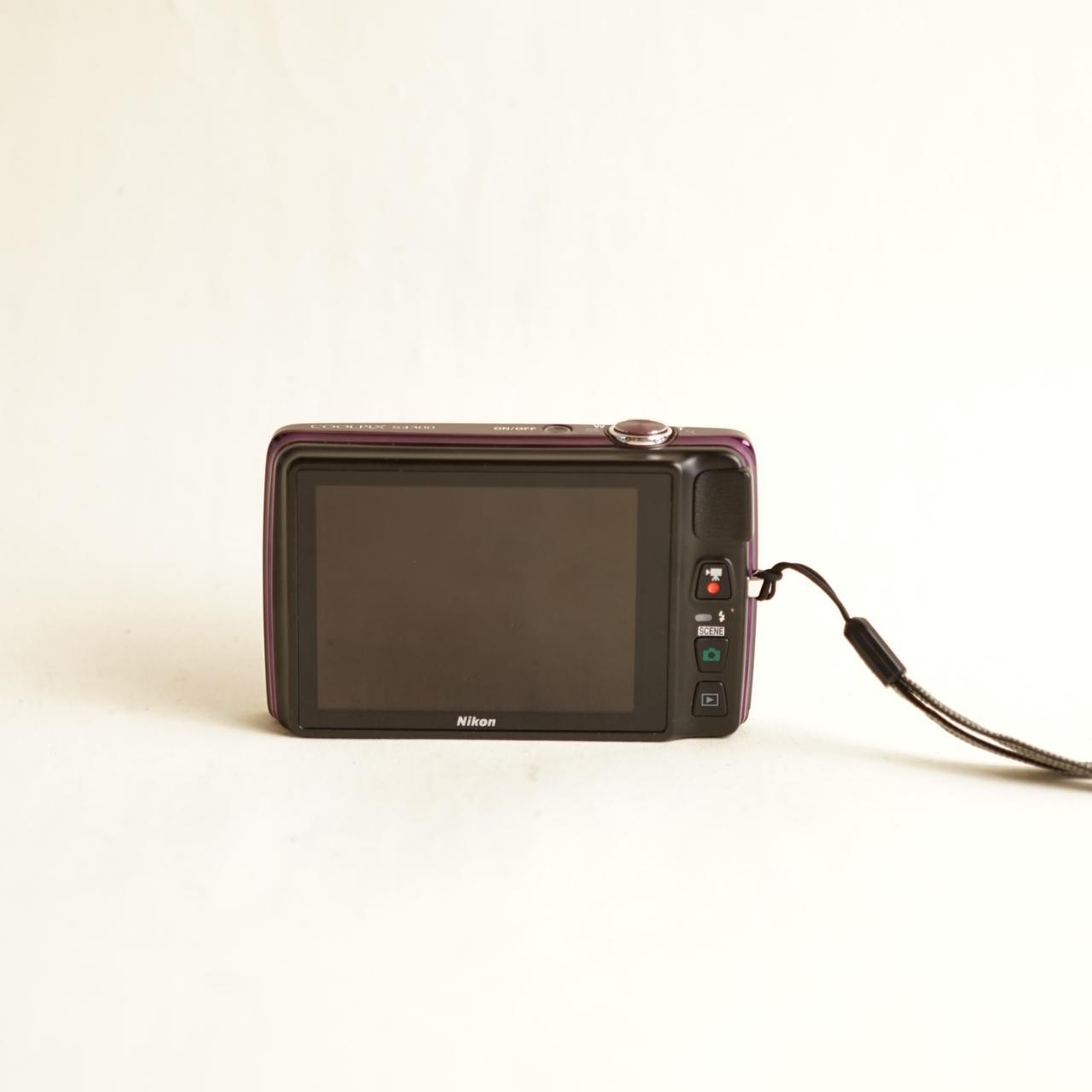 Nikon Coolpix S4300 Digital Camera | 16MP | Read Description | Maroon