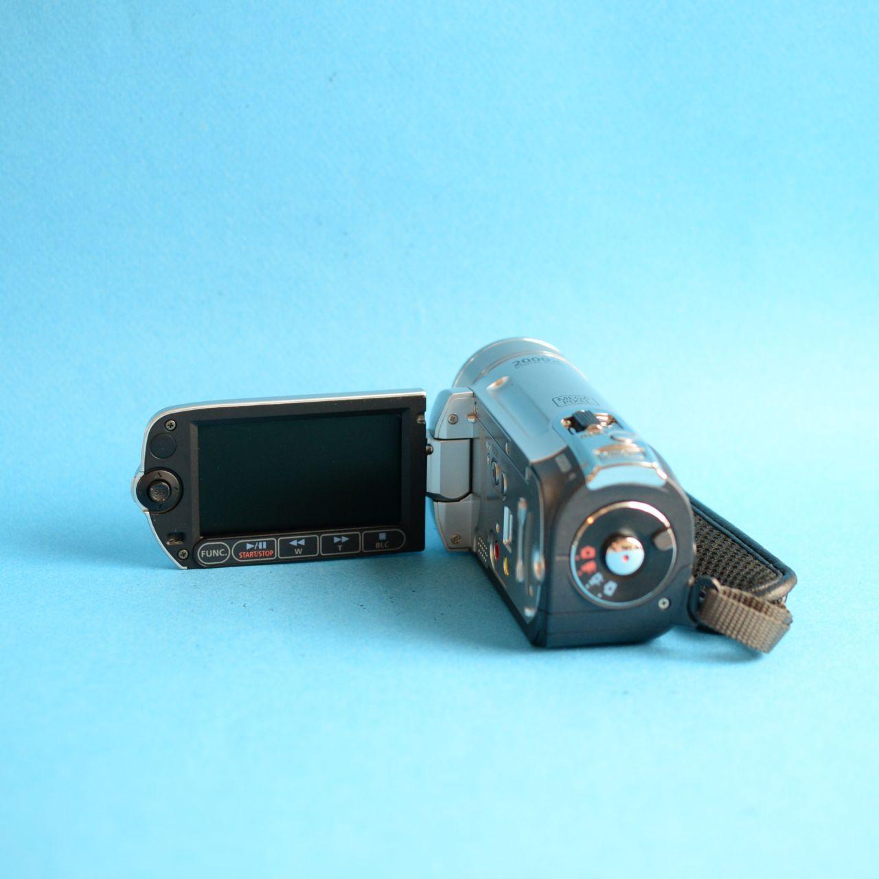 Canon FS100 Digital Camcorder | Tested & Working | Silver