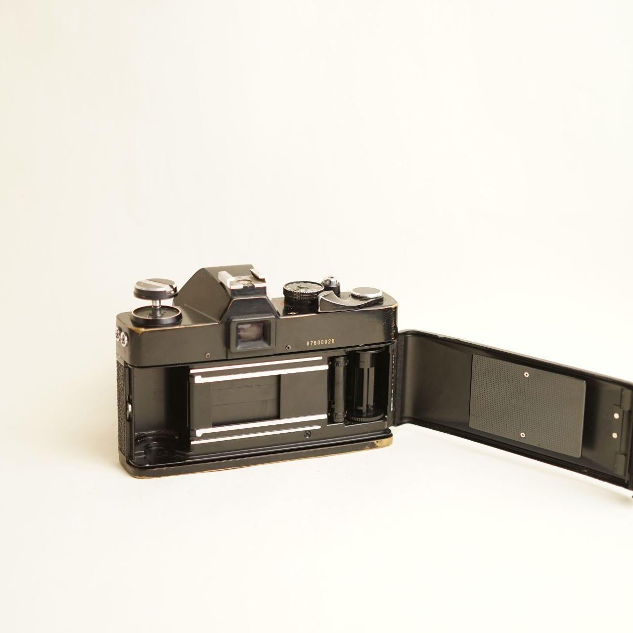 Vivitar 220/SL Film Camera | 35mm SLR | Tested & Working | Black