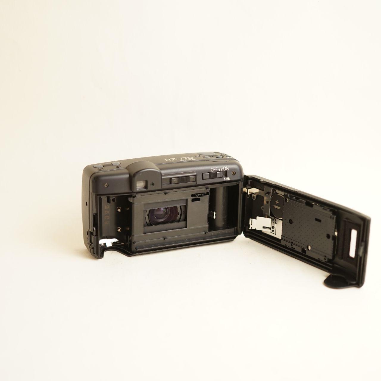 Ricoh RZ-770 Film Camera | 35mm Point & Shoot | Tested & Working | Black