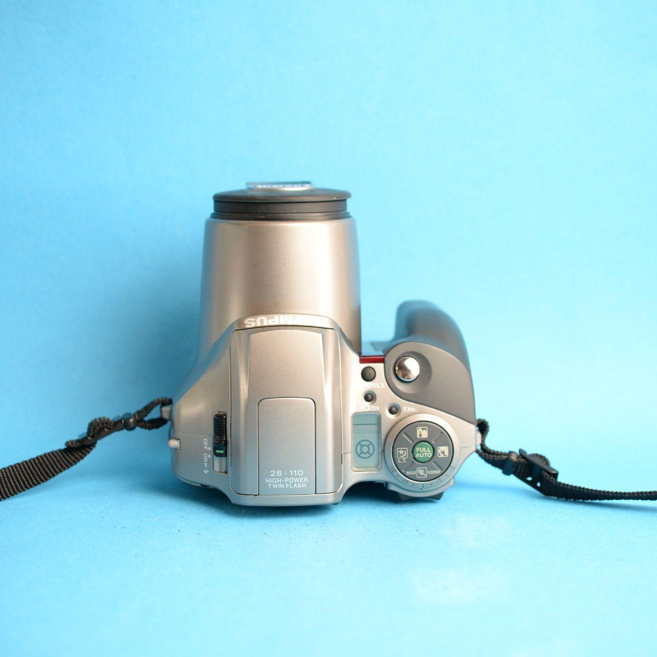 Olympus IS-30 DLX Film Camera | 35mm Point & Shoot | Tested & Working | Silver