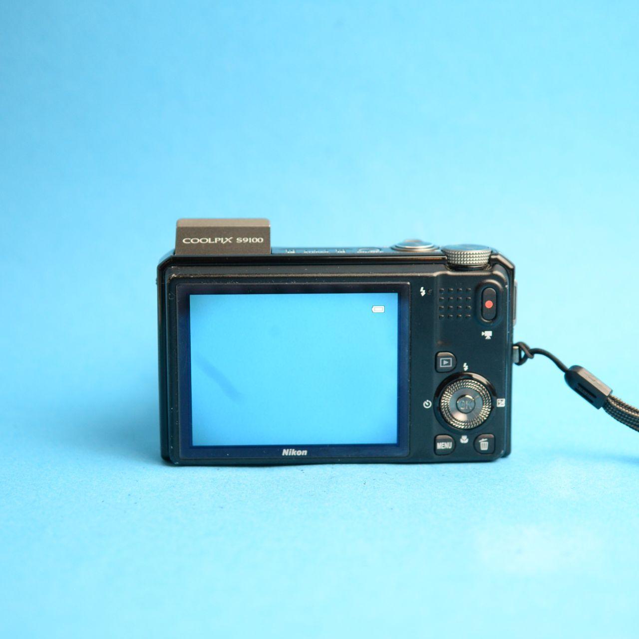 Nikon Coolpix S9100 Digital Camera | 12.1MP | Read Description | Grey
