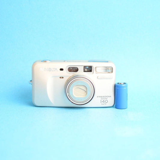Minolta Freedom Zoom 140 Date Film Camera | 35mm Point & Shoot | Read Description | Silver