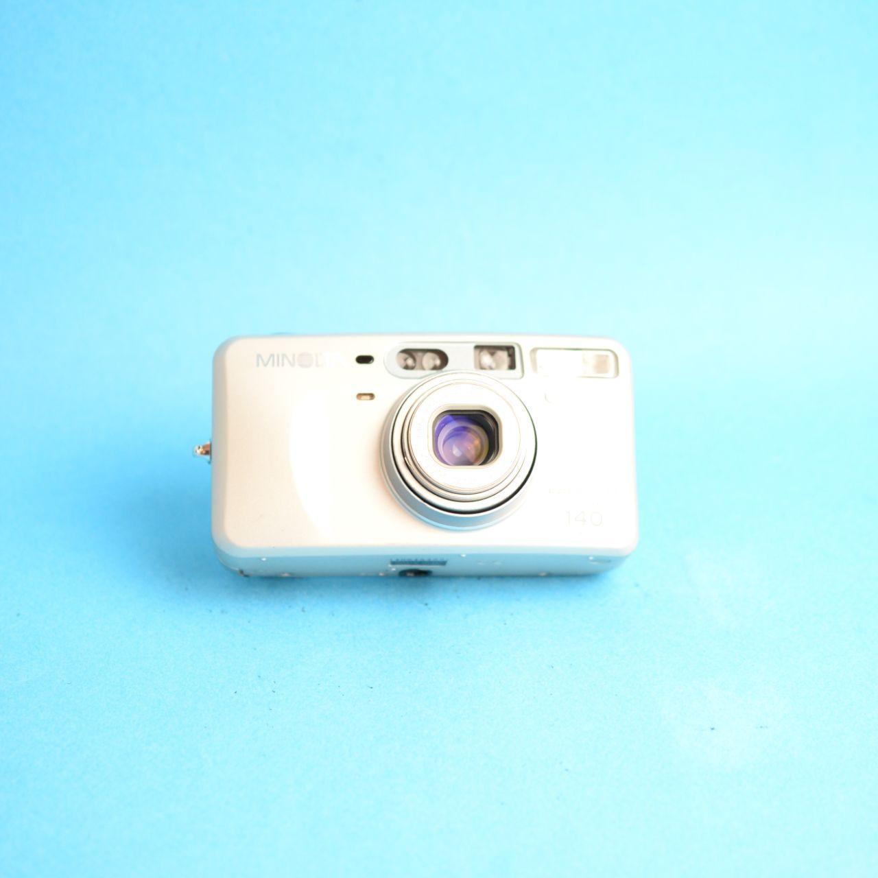 Minolta Freedom Zoom 140 Date Film Camera | 35mm Point & Shoot | Read Description | Silver