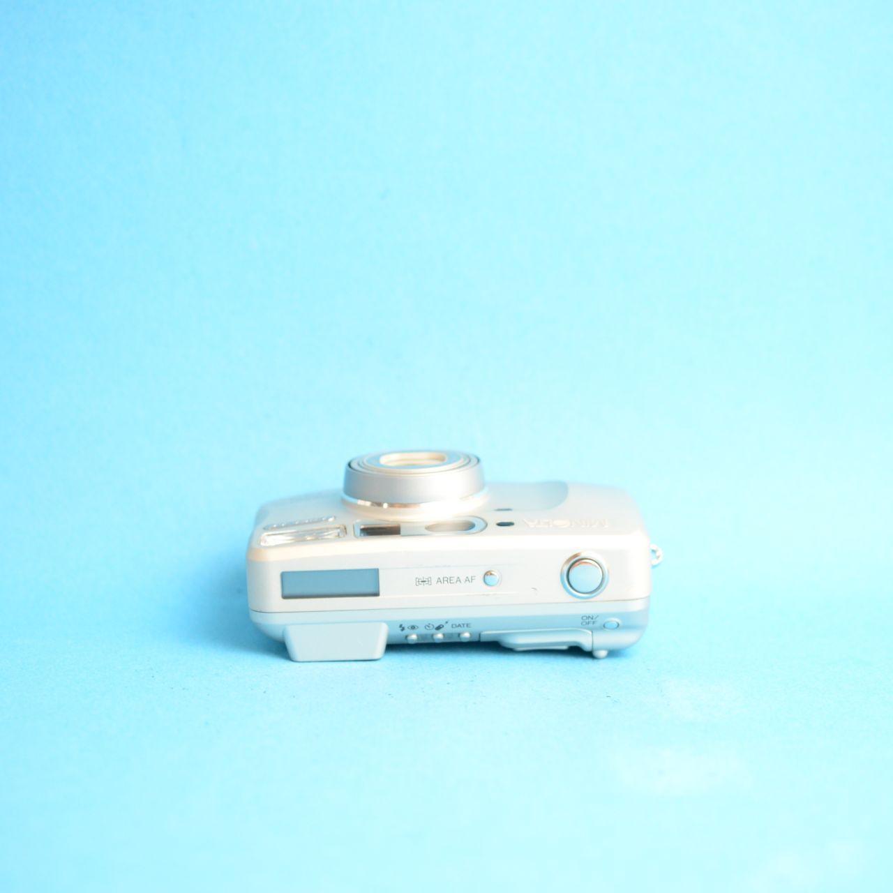 Minolta Freedom Zoom 140 Date Film Camera | 35mm Point & Shoot | Read Description | Silver