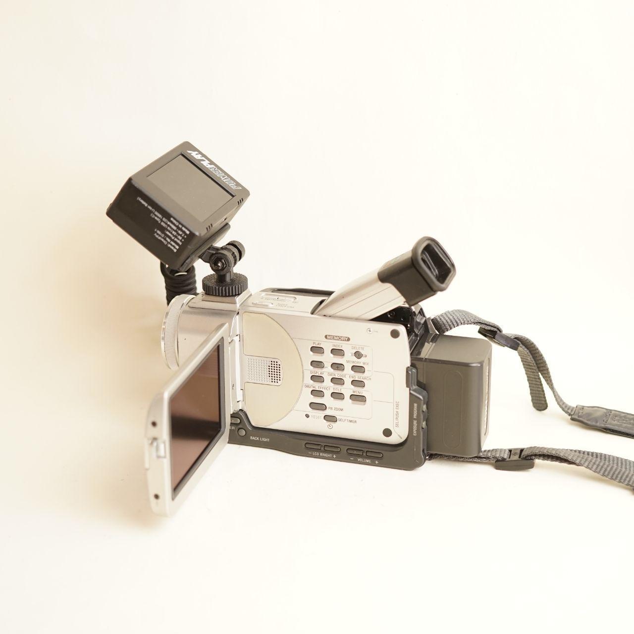 Sony Handycam DCR-TRV11 Camcorder | MiniDV Tapeless Setup | Tested & Working | Silver