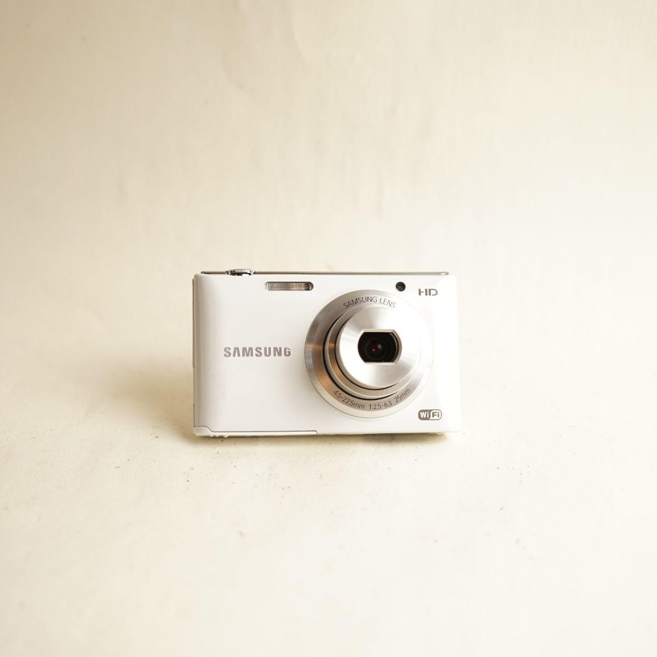 Samsung ST150F Digital Camera | 16.2MP | Read Description | White